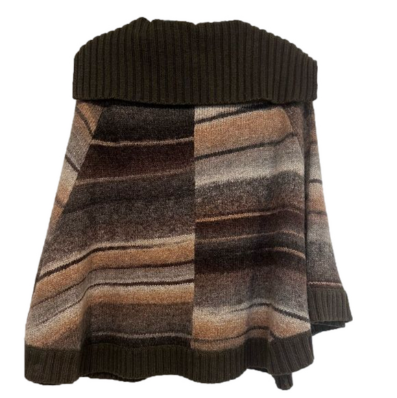 Sanctuary Cape - one size fits all - Picture 3 of 5